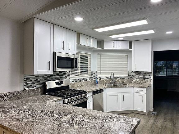 2nd image of 31750 Machado St Space 44
