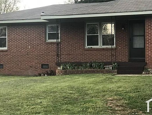2nd image of 2712 Pinetree Ln NW