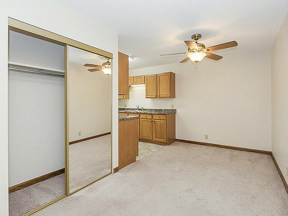 5th image of 2201 S 10th St APT 111
