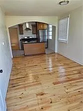 3 bed, 1.0 bath, 1343 sqft, $2,000 — Photo 2