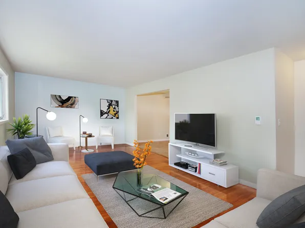 19 Tudor Dr, Hamilton, NJ 08690