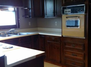 631 Hereford Ln, De Soto, IL 62924