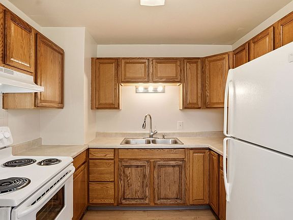 2nd image of 308 N Washington St #312B