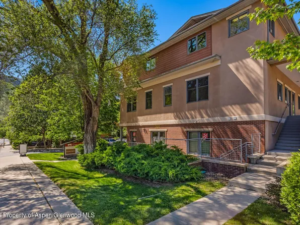 201 14th St Unit 320, Glenwood Springs, CO 81601