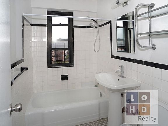 5th image of 357 Grand St #K1202