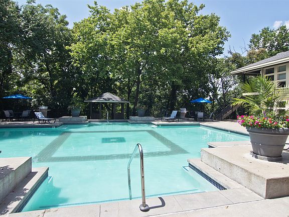 4th image of 3124 Woodview Ridge Dr #10202