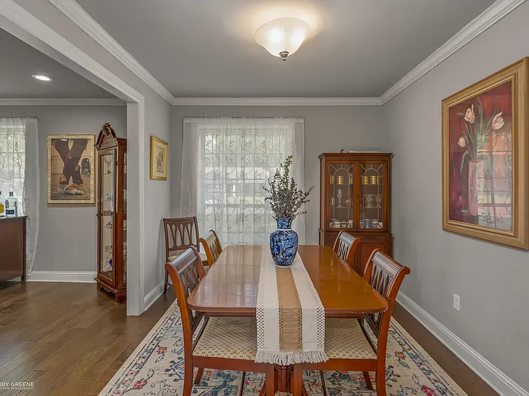 131 Elmview Ln — Photo 10