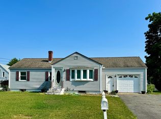 40 Clydesdale Ln, Springfield, MA 01129