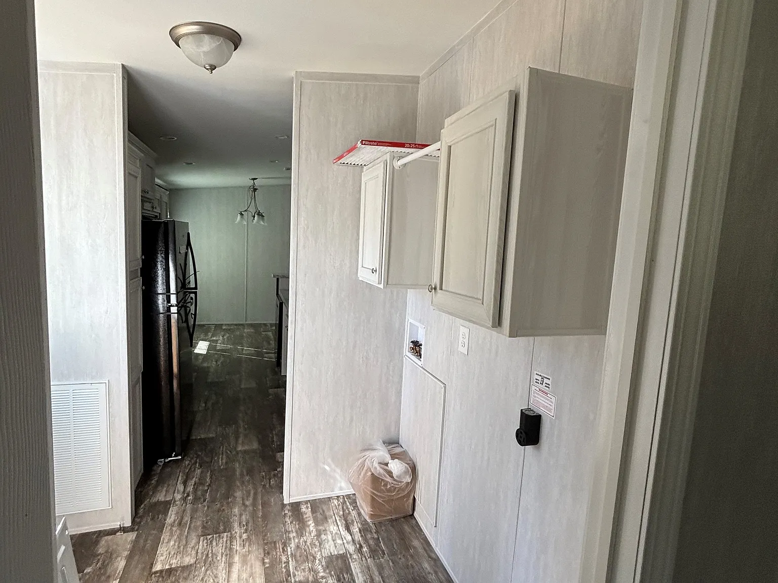 2 bed, 940 sqft, $1,600 — Photo 4
