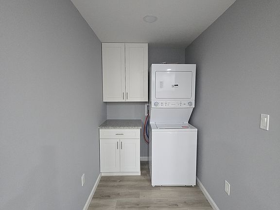 3rd image of 1057 Nicklaus Ct #2