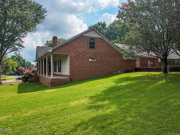 4th image of 7260 Holly Grove Dr