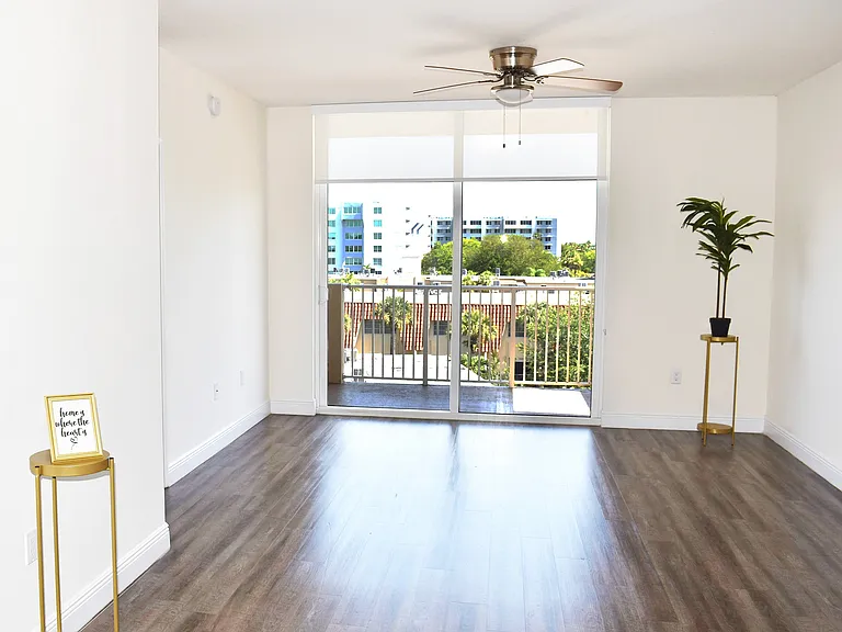 Spacious Living Room with Balcony view