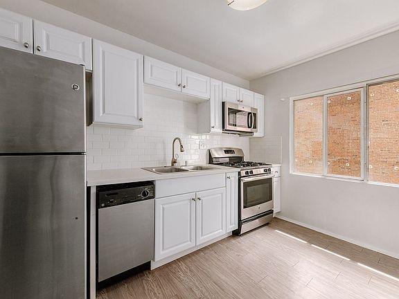 5th image of 1033 S Westlake Ave Unit 7