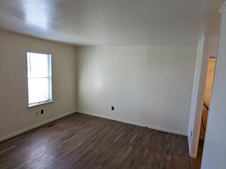 410 Liberty St — Photo 20
