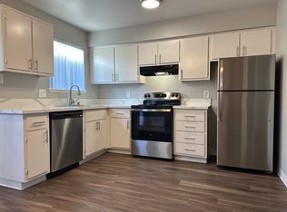 Pointe Townhomes, Sacramento, CA 95825
