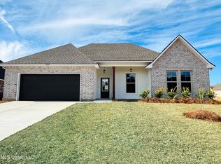 14270 Swan Ridge Cir, Gulfport, MS 39503