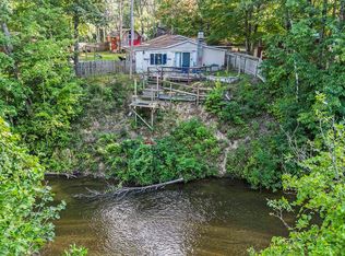 8538 W Haskell Lake Rd, Marion, MI 49665