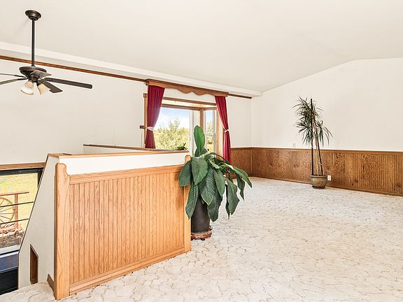 4th image of 500 31st Ave S