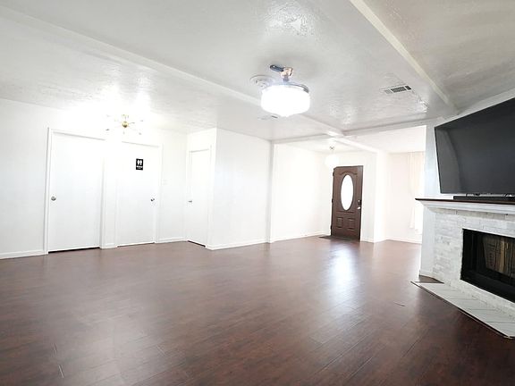 4th image of 8615 Brookren Cir
