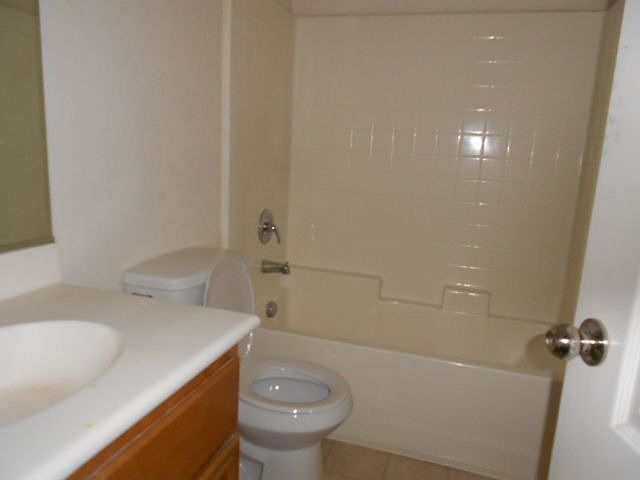 2nd image of 305 Northwood Ave