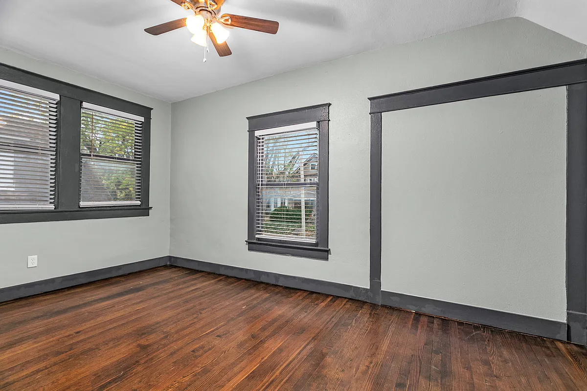 Building Photo - 4121 Holly St #2