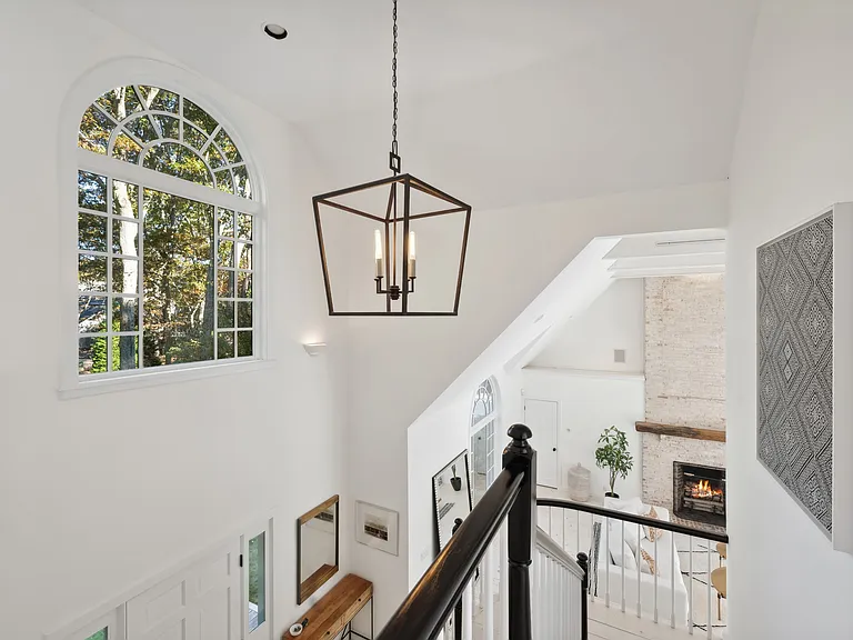 21 Georgica Woods Ln — Photo 10