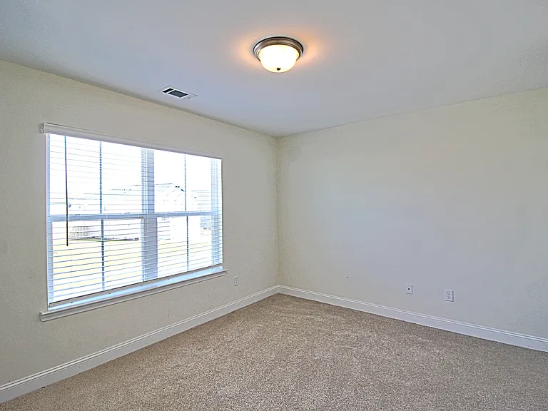 151 Buckingham Dr — Photo 18