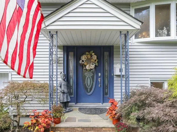 23 Florence St, Hillsdale, NJ 07642