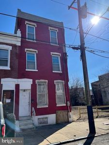 2827 N Howard St, Philadelphia, PA, 19133