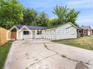 945 Russell Rd, Everman, TX 76140