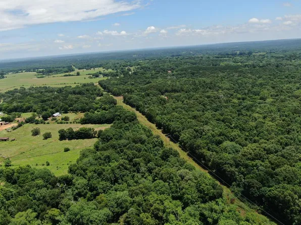 256 Private Road 8841, Palestine, TX 75801