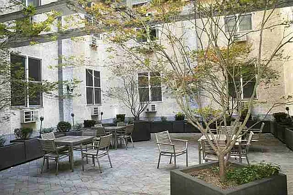 Sold by Hudson Place Realty | media 8