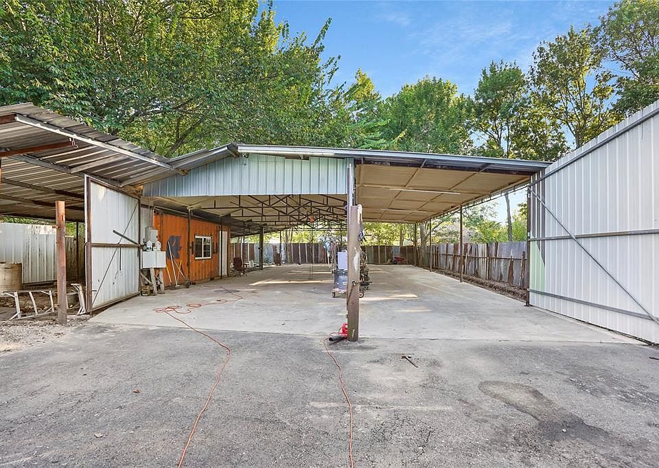 2nd image of 13338 Elderberry Ln