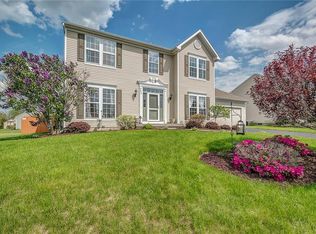 5027 Dongara Ln, Clay, NY
