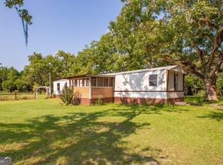 31 Mill Creek Rd, Waycross, GA 31503