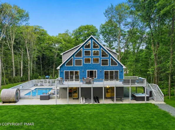 159 Robyn Ln, Pocono Lake, PA 18347