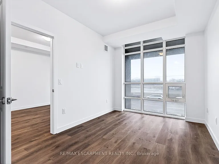 461 Green Rd #220 — Photo 21