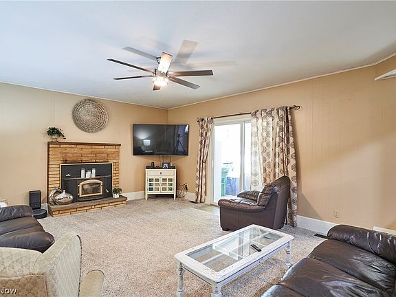 3rd image of 223 Shore Dr