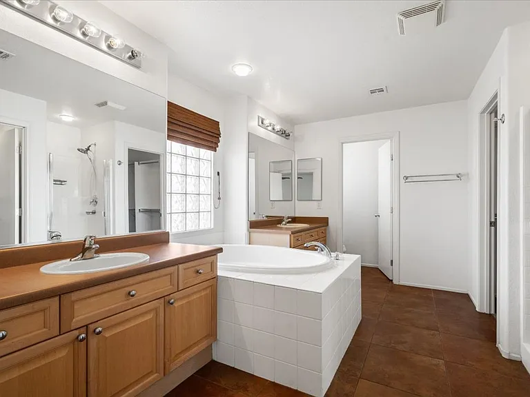 9012 Rendon St — Photo 13