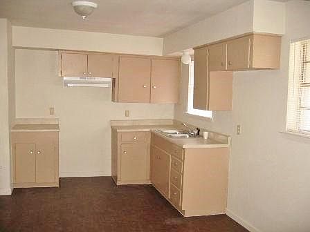 2nd image of 2304 Sybil Dr