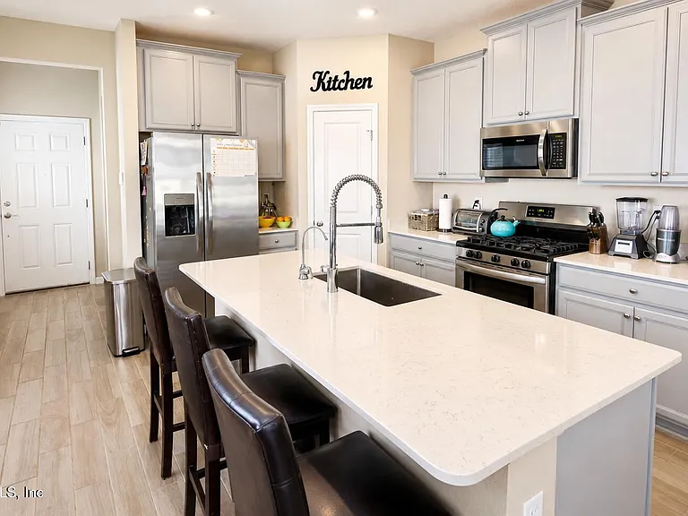 3938 Bloomfield Ct — Photo 8