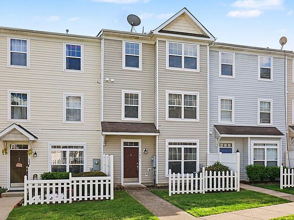 3rd image of 8620 Neuse Club Ln APT 107