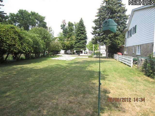 2nd image of 35676 W Island Dr