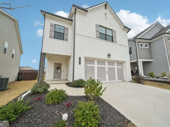 5305 Fox Hill Ln, Oakwood, GA 30566