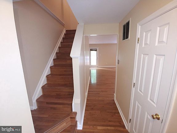 2nd image of 18914 Quiet Oak Ln