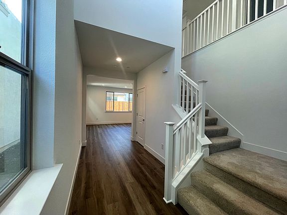 Bergamo Lot 70 Entry