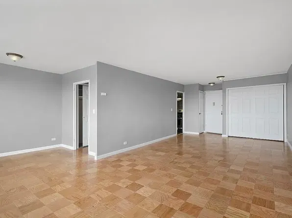 590 Flatbush Avenue image 1 of 6
