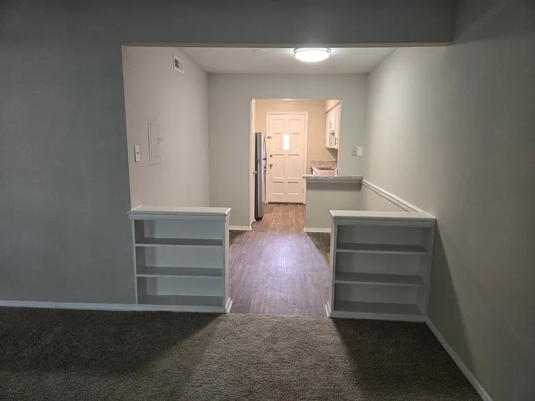 Renovated Phase 2 Apartment