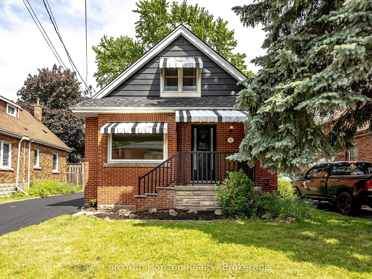 4 bed, $2,800 — Photo 2