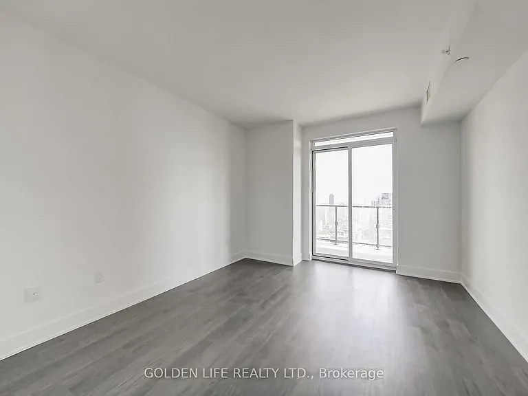 955 Bay St #3802 — Photo 16